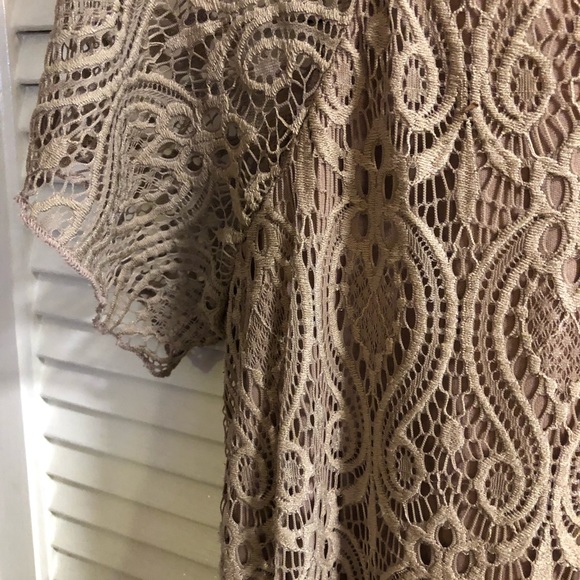 ❌SOLD❌BRITTANY BLACK🖤LACE OVERLAY - Picture 2 of 5